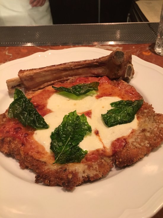 Carbone Las Vegas signature dishes Spicy Rigatoni Vodka
Veal Parmesan
New York Strip
